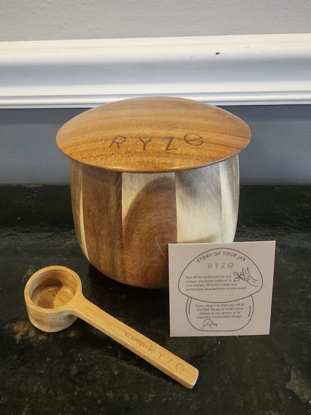 New~RYZE~Mushroom Coffee~Wood Storage Jar~Canister~Container w/Lid & Scoop